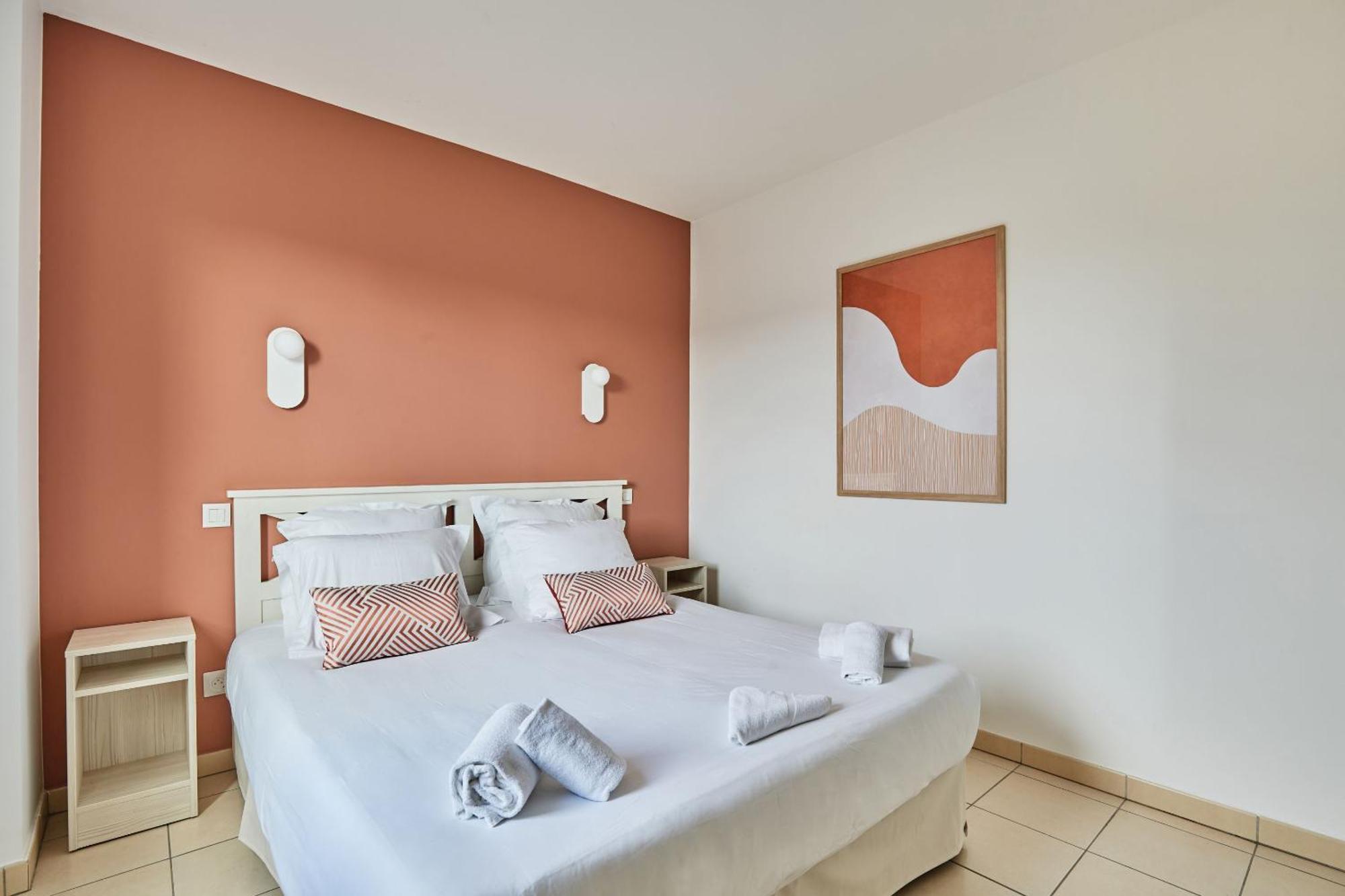 Residence Odalys Le Mas Des Flamants Aigues-Mortes Exterior foto